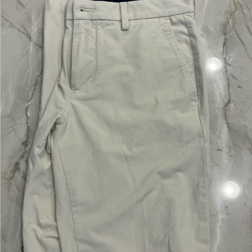 Mens Vineyard Vines Performance Pants, Light Khaki, 32 x 34.